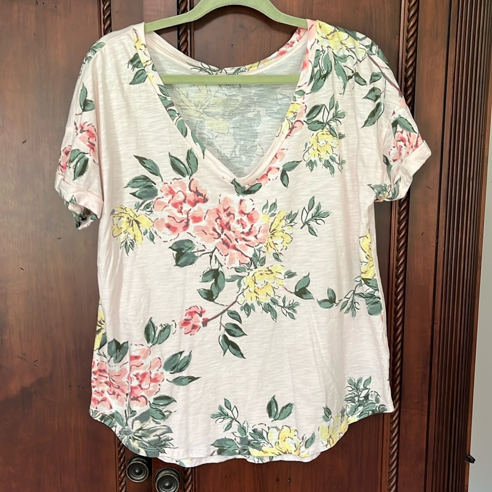 Maurices Floral T-shirt in Large